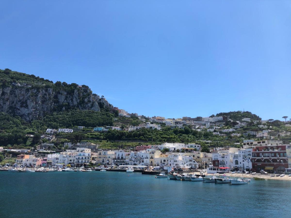 La Baia Di Napoli Apartment Капри Екстериор снимка