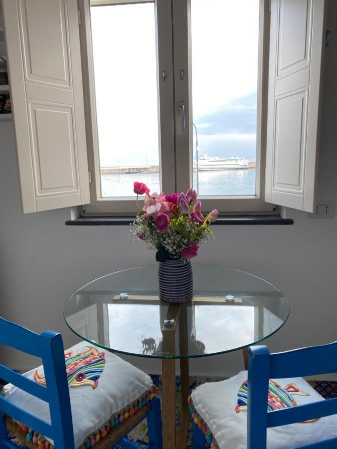 La Baia Di Napoli Apartment Капри Екстериор снимка